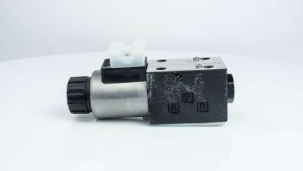 Гідророзподілювач DHE-0671-X 24DC 20