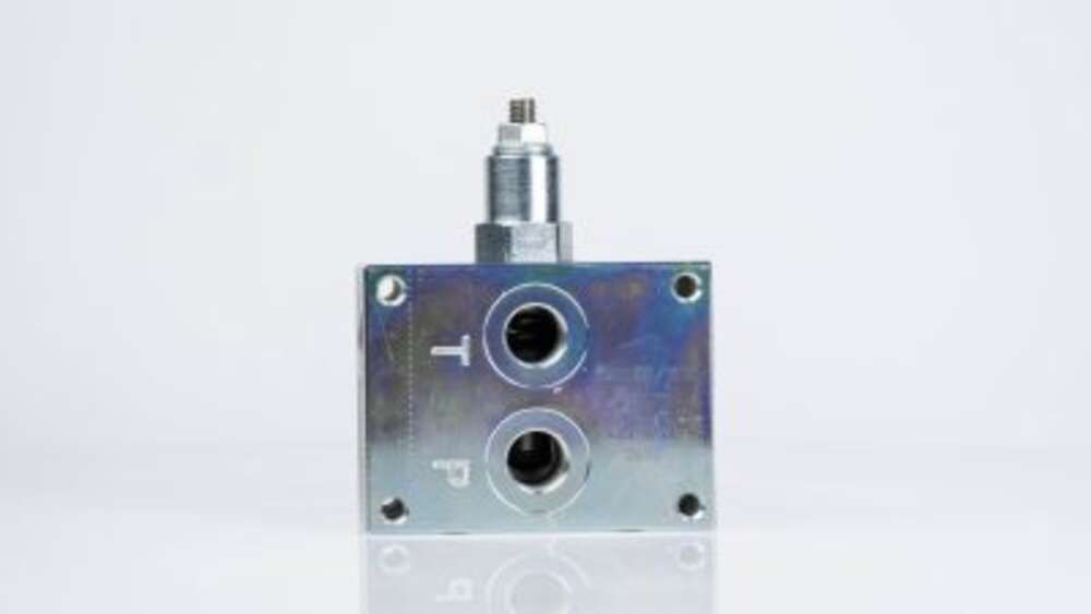 Блок BASE CETOP3 C/VMP 3/8" 20-220 BAR