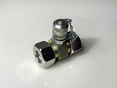 Адаптер POPPET VALVE STRAIGHT TEST POINT 18L M26X1,5 W/CHAIN (S11318000C)