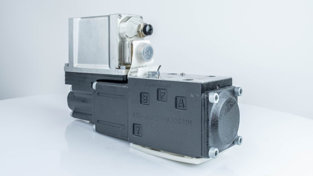 Маркування моделі DLKZOR-TEB-SN-NP-140-L73/I 11 на корпусі ATOS